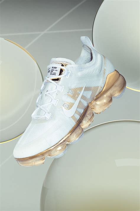 nike damen wmns air vapormax 2019|Women's Nike Air Vapormax 2019 'White & Metallic Gold'..